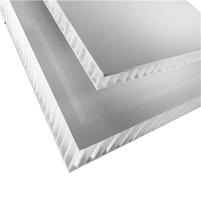 Aluminiowe panele o strukturze plastra miodu