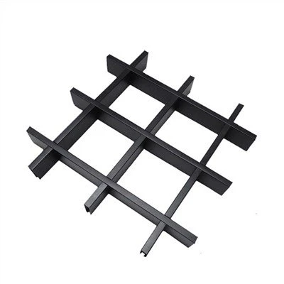 Sufit z kratką aluminiową